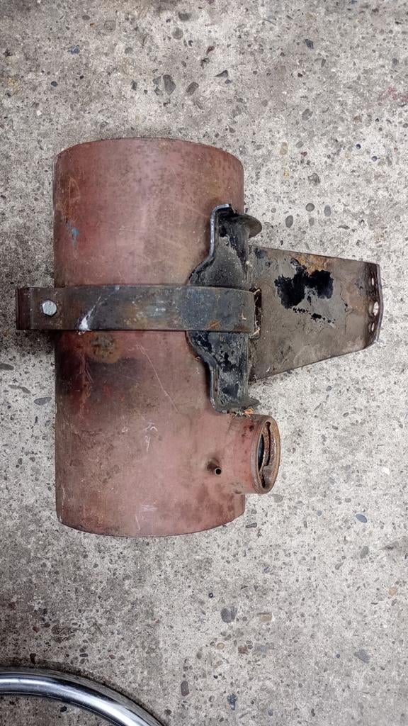 Sachs stamo brandstoftank, Ophalen
