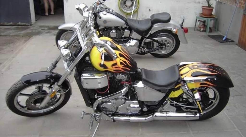 Gezocht Honda shadow vt 700 chopper, Motoren, Particulier