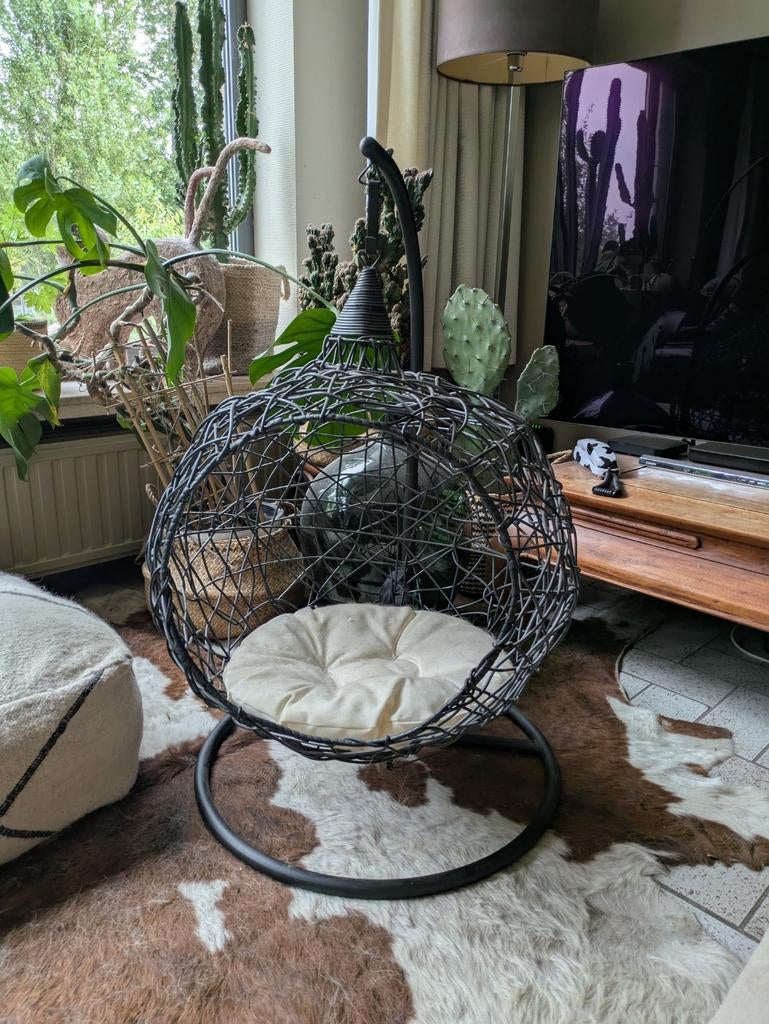 Hangmand voor de kat, Ophalen, Gebruikt