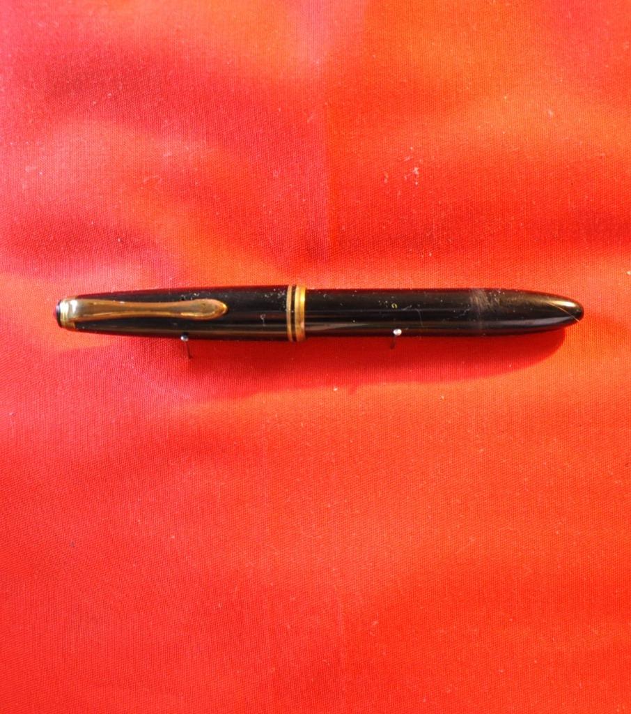 porte plume marlani 410 (7), Enlèvement ou Envoi, Utilisé