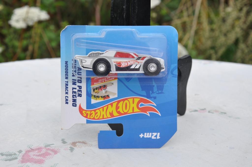vehicule hotwheels neuf en bois couleur blanc, Enlèvement ou Envoi, Neuf