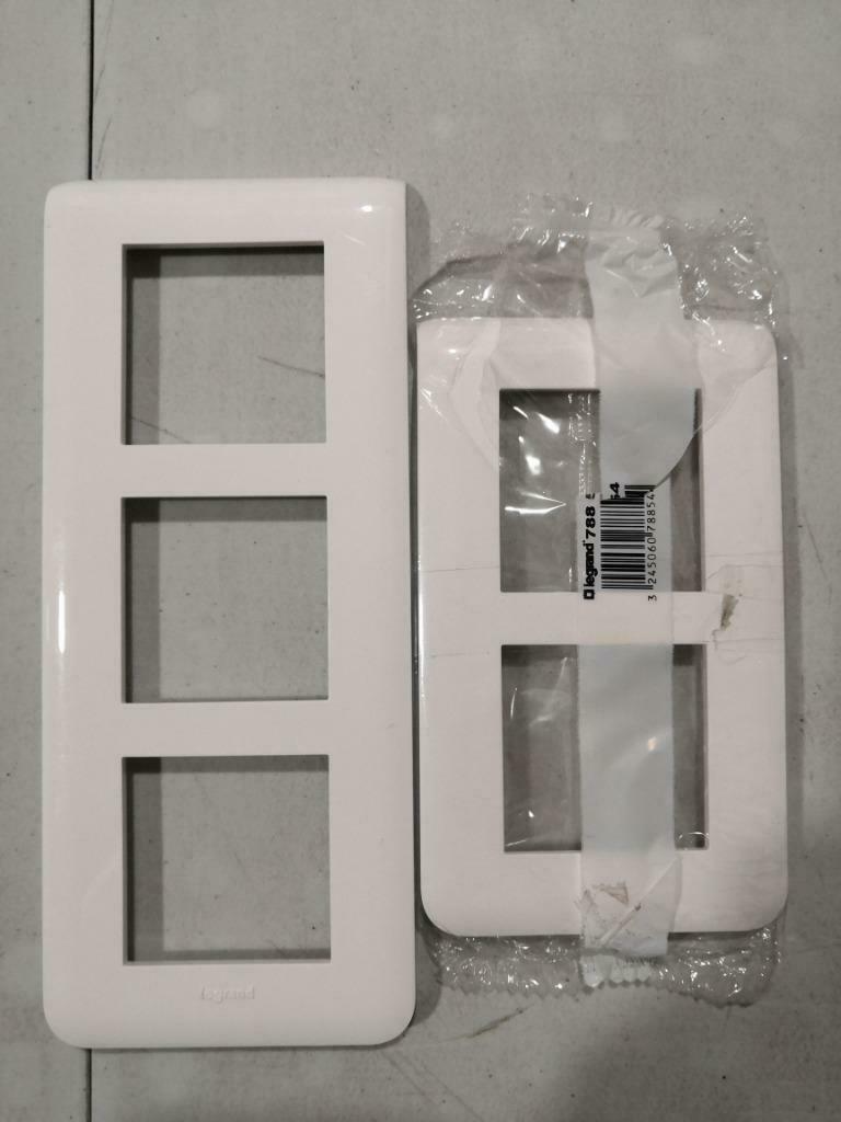 Cache prise Legrand Mosaïque, Bricolage & Construction, Électricité & Câbles, Enlèvement, Neuf, Autres types