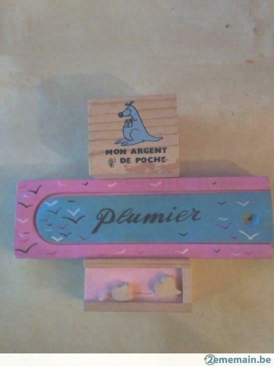 A voir 4 jouets en bois'tirelire'Bt pt souris'Mikado'Plumier, Enlèvement, Utilisé