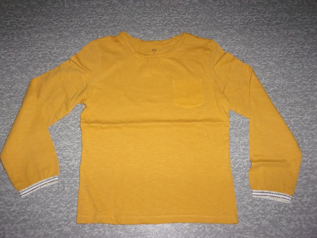 SPLINTERNIEUW meisjes t - shirtje. Maat 128, Meisje, La Redoute, Nieuw, Ophalen of Verzenden