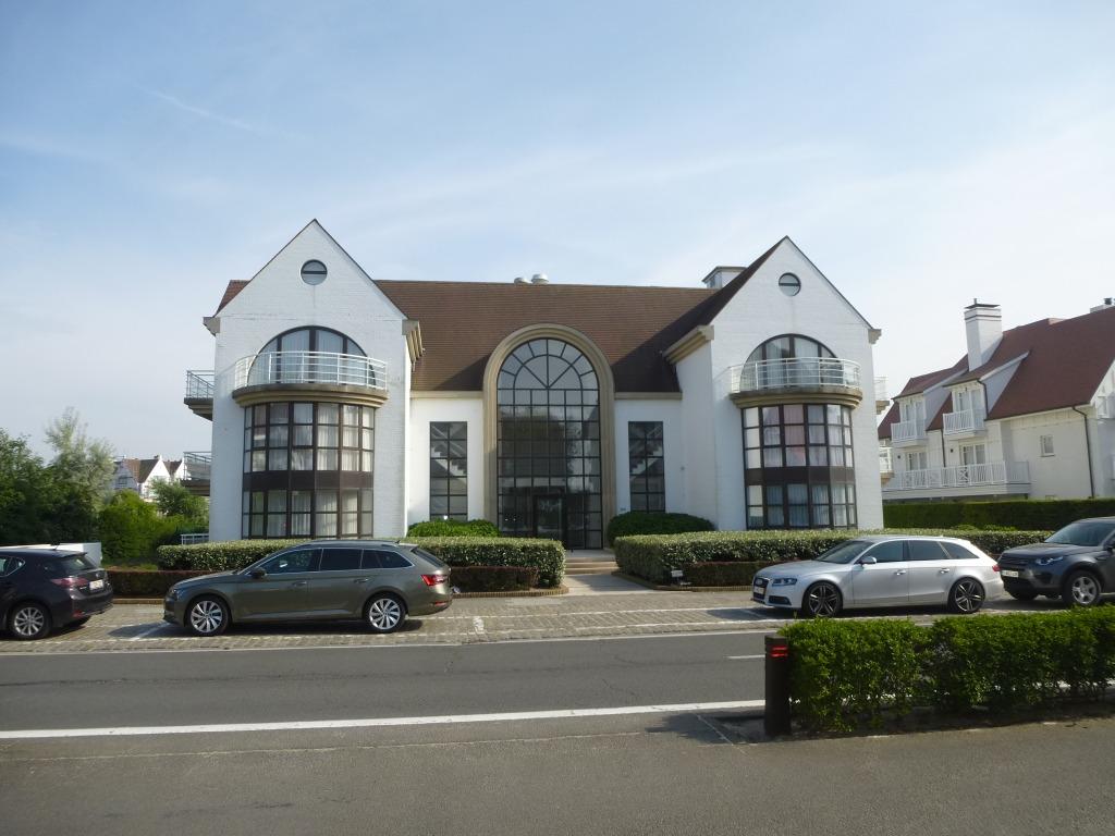 Garage à louer à KNOKKE-HEIST Réf: 3396236, Immo, Garages & Places de parking