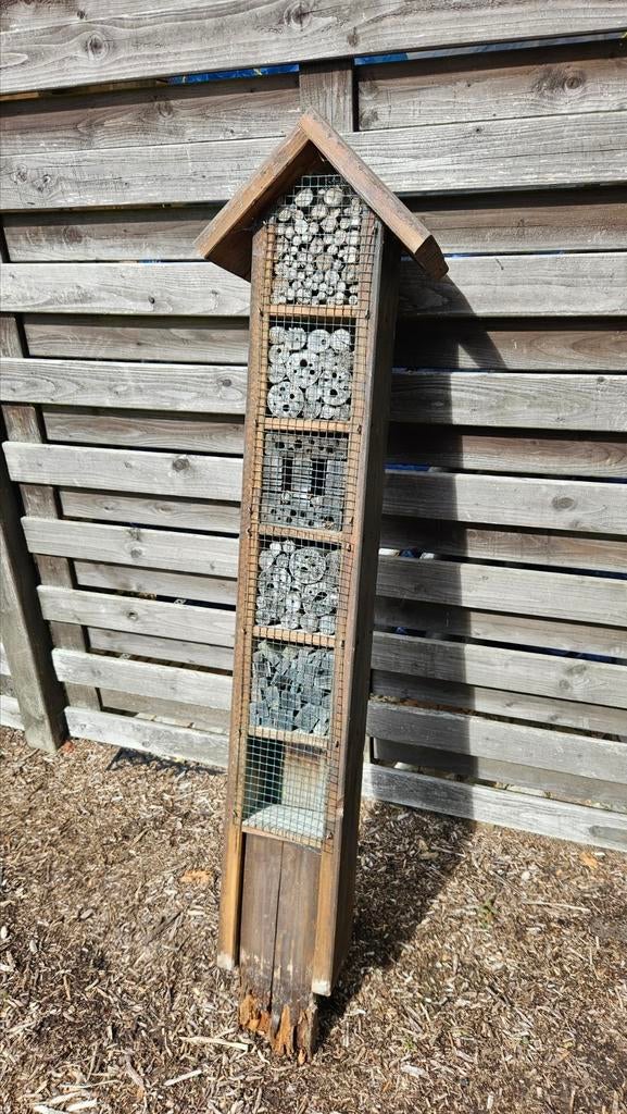Insektenhotel, Dieren en Toebehoren