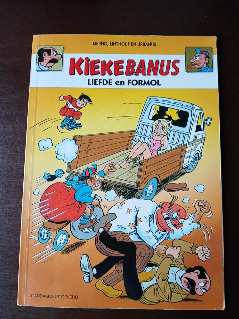 KiekeBanus Liefde en formol - Merho, Linthout en Urbanus, Eén stripboek, Merho, Ophalen of Verzenden, Zo goed als nieuw