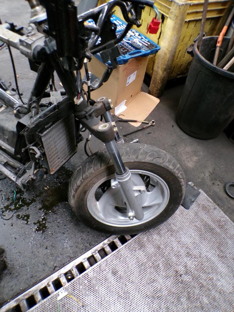 Fourche Sym GTS 125 LP/14678, Enlèvement, Utilisé