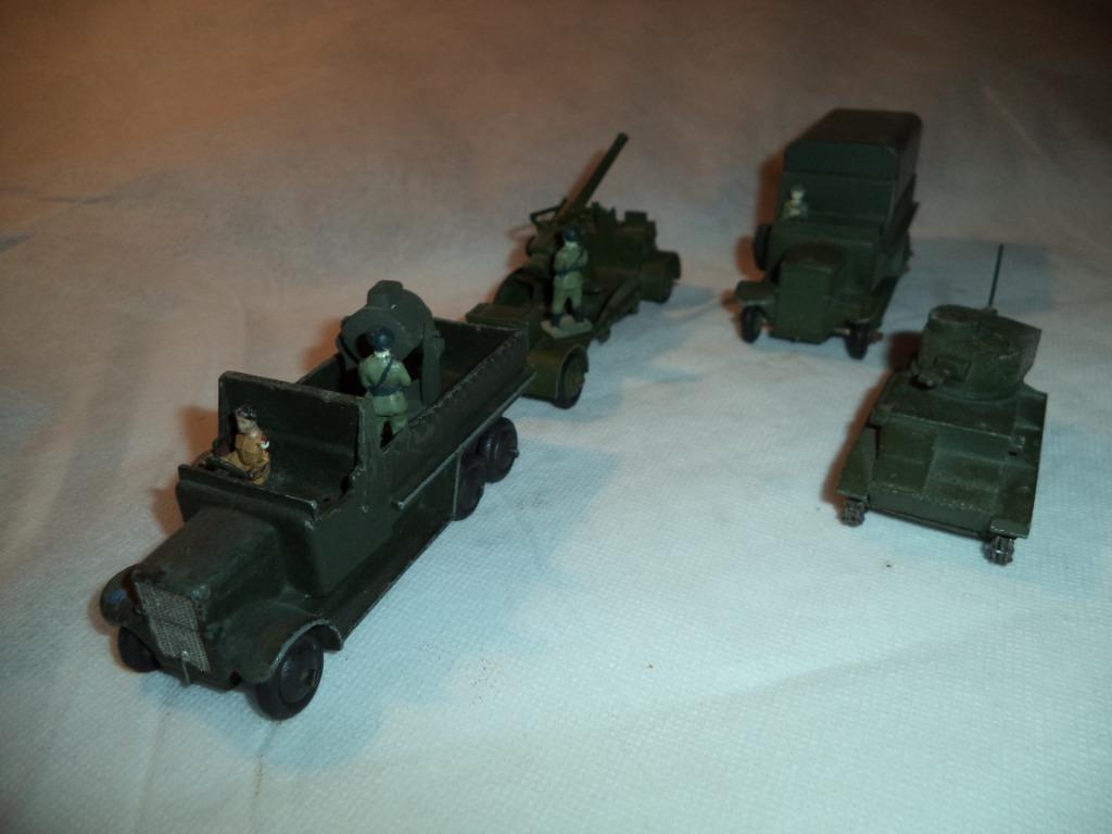 jouets dinky 161 a, 161 b, 151 b, 152 a, Enlèvement ou Envoi