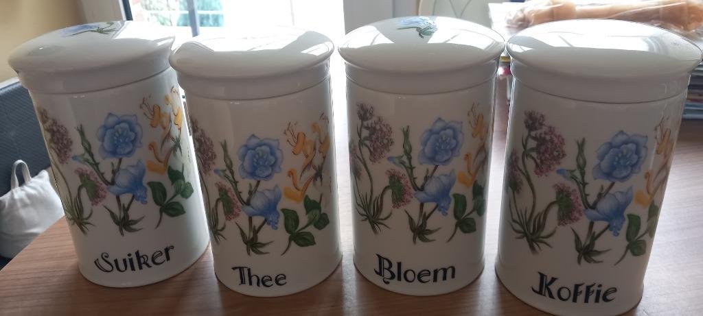 4 pots vintage en porcelaine Philippe Deshoulières., Enlèvement ou Envoi