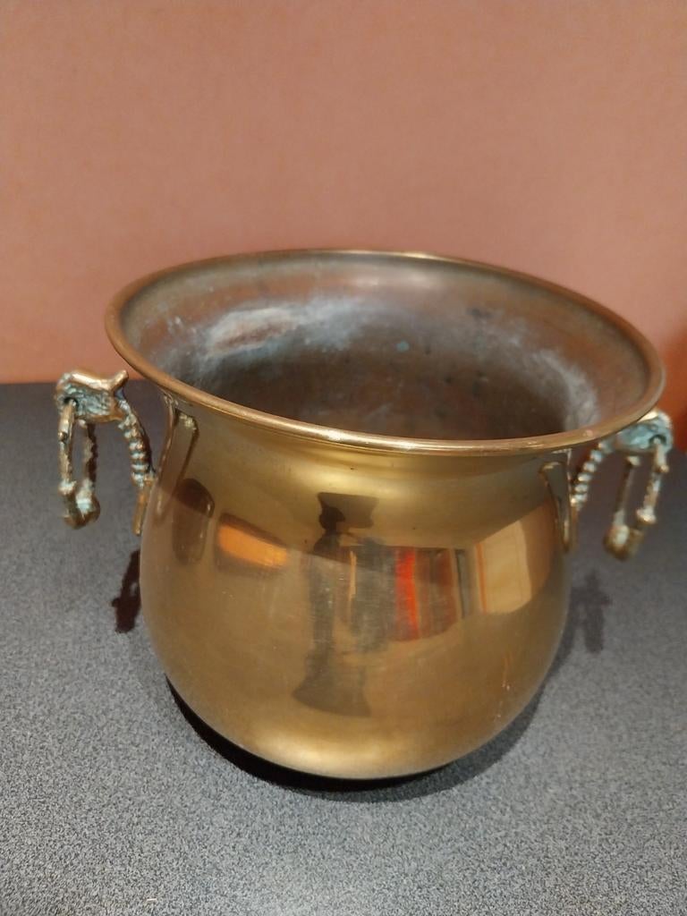 Cache-pot en cuivre jaune fabriqué à la main dans les années, Antiquités & Art, Enlèvement ou Envoi, Cuivre