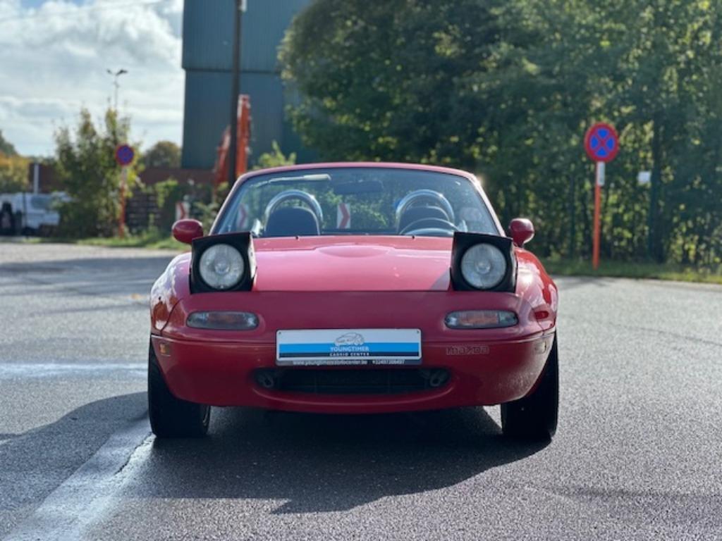 Mazda MX-5 1.6i 16v NA | Verlaagd | Gekeurd | Vernieuwd dak, Autos, Mazda, Rouge, Achat, Entreprise, Noir