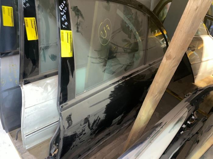 Portière 4portes arrière gauche d'un Mercedes E-Klasse, 3 mois de garantie, Utilisé, Porte, -