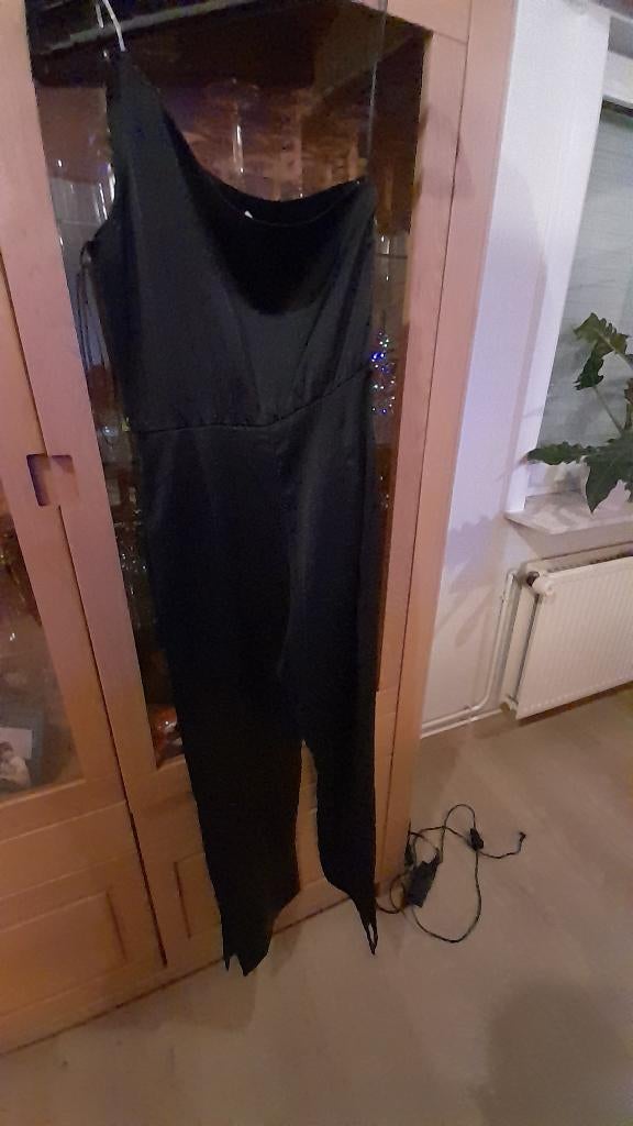 Feestelijke zwarte jumpsuite (Maat 34) NIEUWSTAAT, H&M, Zwart, Ophalen of Verzenden, Zo goed als nieuw