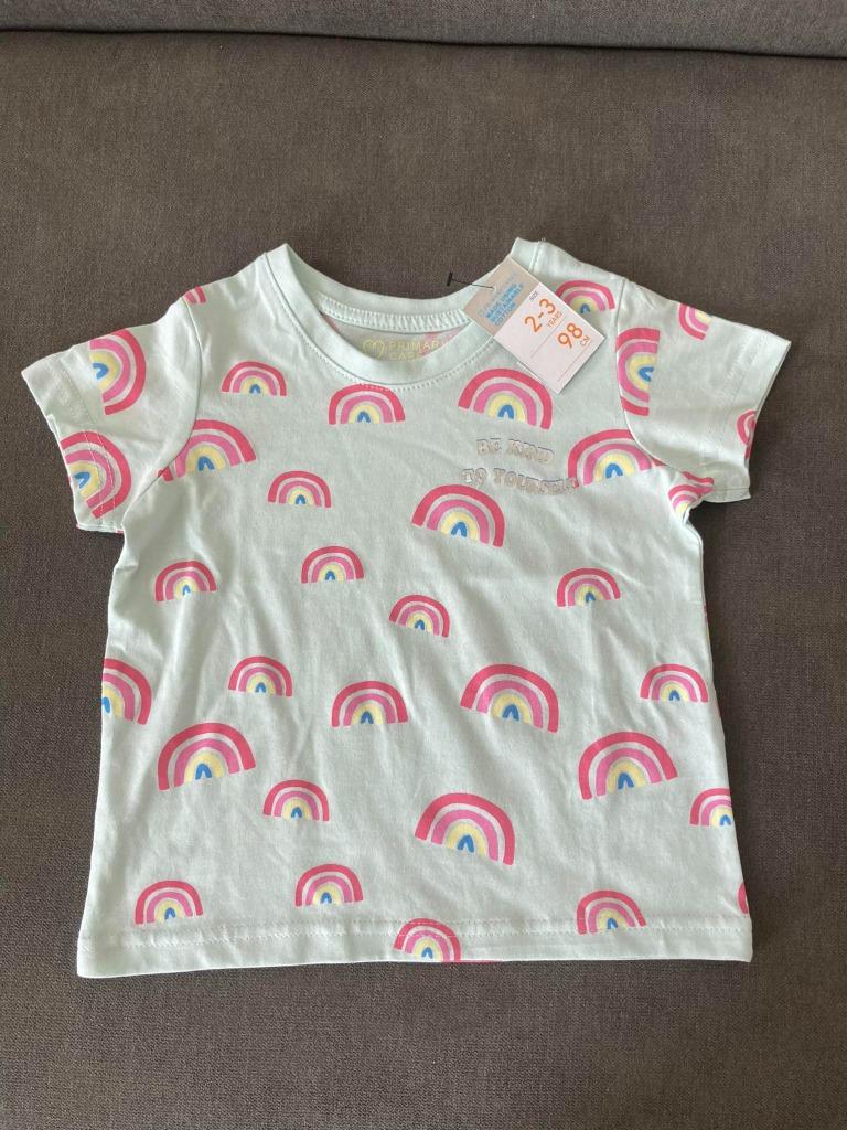 Nouveau t-shirt Primark taille 98, Enfants & Bébés, Vêtements enfant | Taille 98, Neuf, Enlèvement ou Envoi, Chemise ou À manches longues