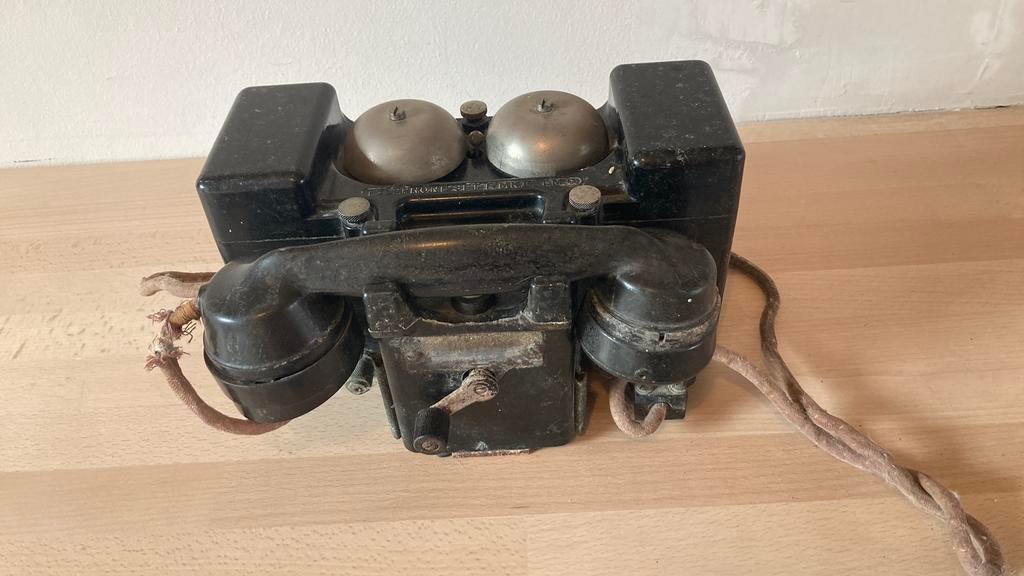 Téléphone militaire WWI British Field Telephone Set F Mk II, Enlèvement
