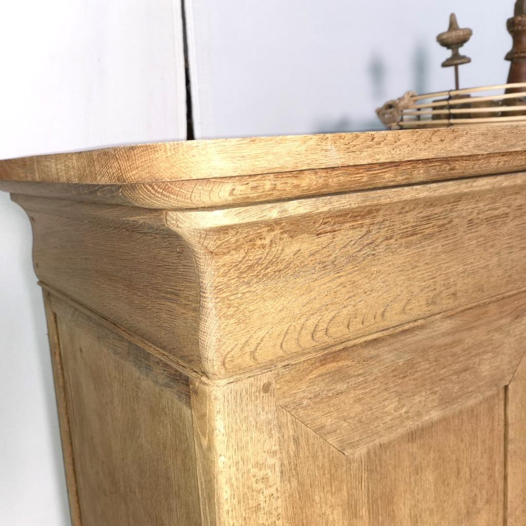 Zware antieke Louis Philippe linnenkast geloogde eik, Antiek en Kunst, Antiek | Meubels | Kasten, Ophalen