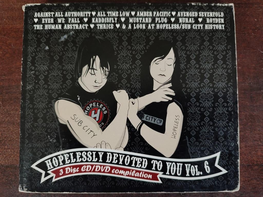 2-CD + DVD : HOPELESSLY DEVOTED TO YOU  VOL. 6 (PUNK - ROCK), Ophalen of Verzenden, Gebruikt