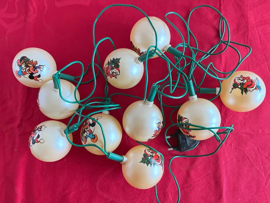 Guirlande lumineuse avec boules de Noël Disney, Divers, Noël, Utilisé, Enlèvement ou Envoi