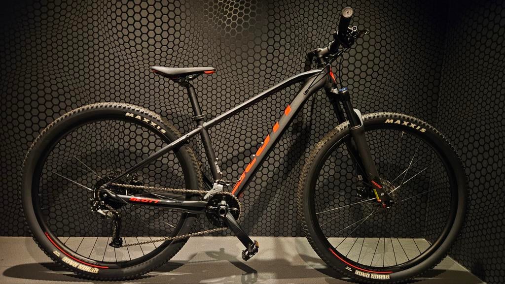 Scott Aspect 940 S € 799
‍️alu frame & regelbare verende, Fietsen en Brommers, Ophalen, Nieuw, Jacky.sport@telenet.be, Belgie