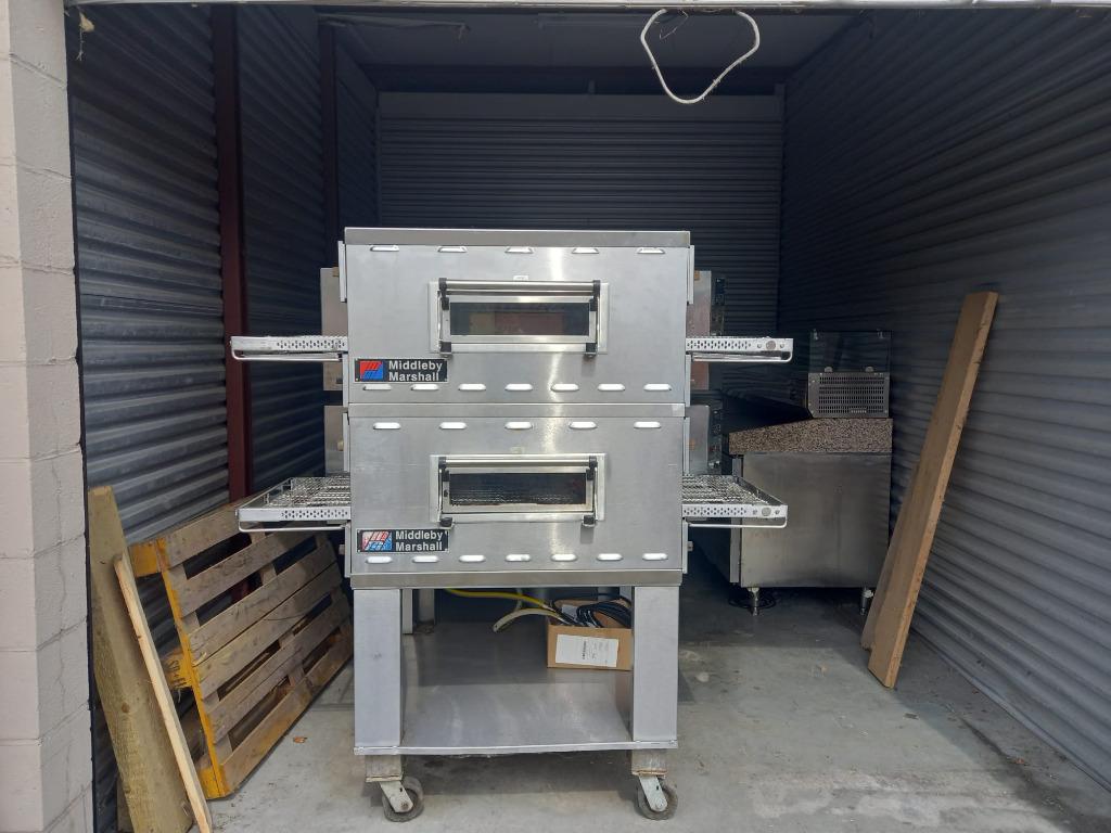 Four à pizza Middleby-Marshall avec bande transporteuse, Articles professionnels, Enlèvement, Utilisé, Fours, Fours à micro-ondes et Fours à vapeur