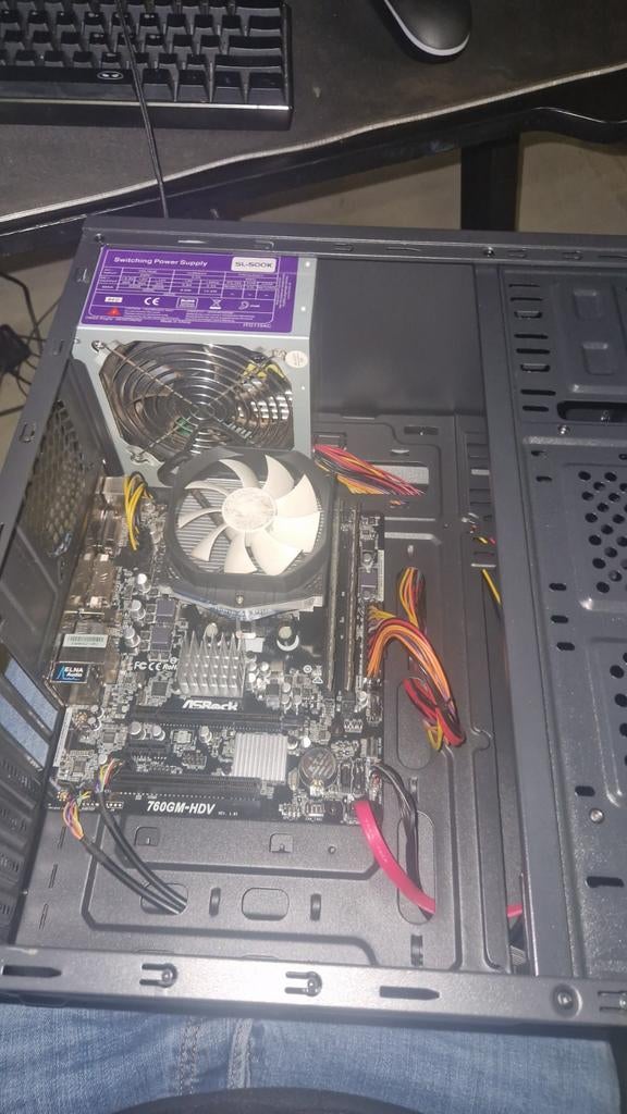 Gratis desktops gezocht, Ophalen