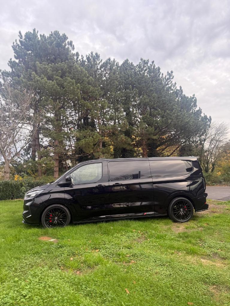 Ford Transit Custom nieuw camera leder led navi garantie, Auto's, Bestelwagens en Lichte vracht, 207 g/km, 4 cilinders, 2500 kg