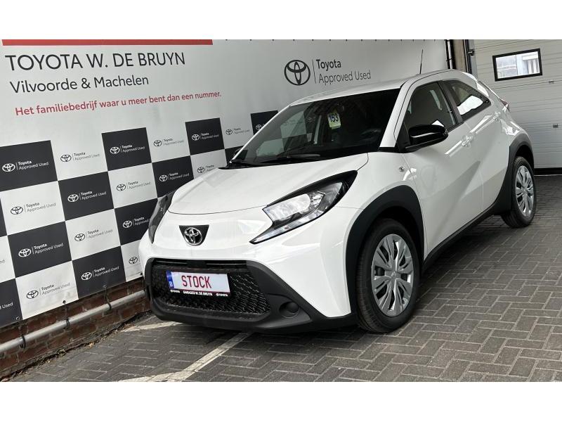 Toyota Aygo X play STOCK STOCK, Auto's, Toyota, Bedrijf, Aygo, Airbags, Airconditioning, Bluetooth, Centrale vergrendeling, Elektrische ramen