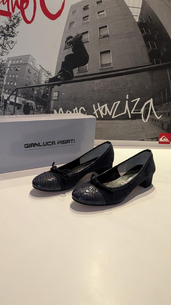 Gianluca pisati G263 made in italy camoscio / vipera blu, Enlèvement ou Envoi