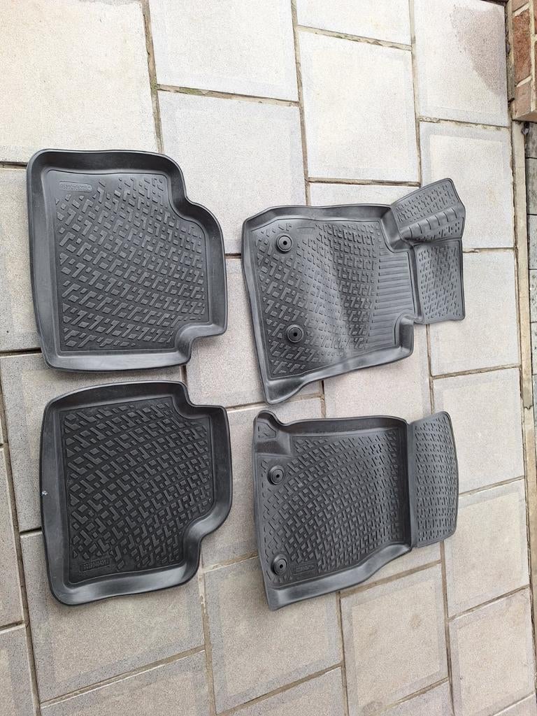Tapis de sol pour série 3 break, Enlèvement