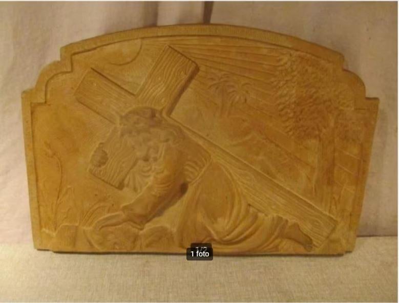 Religieus Wandtafereel in aardewerk - Christus met Kruis, Antiek en Kunst, Ophalen of Verzenden