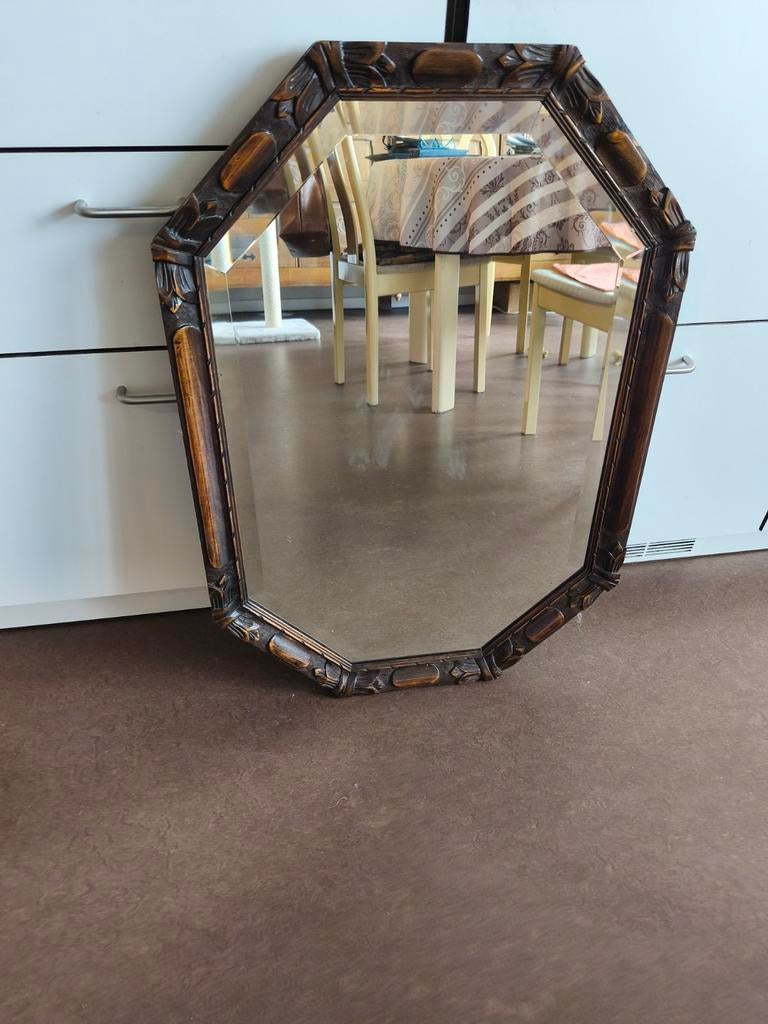 Miroir ancien 1930, Enlèvement