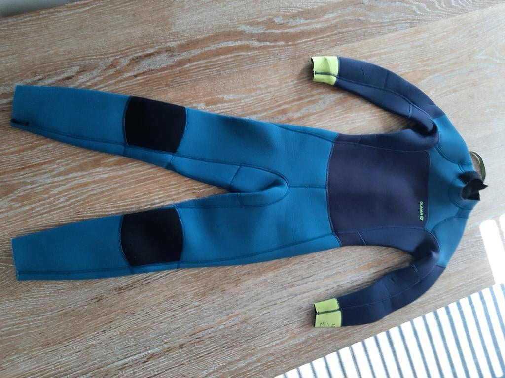 Wetsuit 12 jaar NIEUWSTAAT, Ophalen, Zo goed als nieuw, Kind, Wetsuit