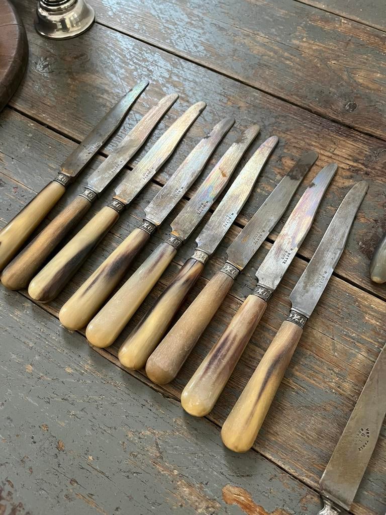 ANTIEKE MESSEN MET ZILVER RAND 9 STUKS, Enlèvement ou Envoi