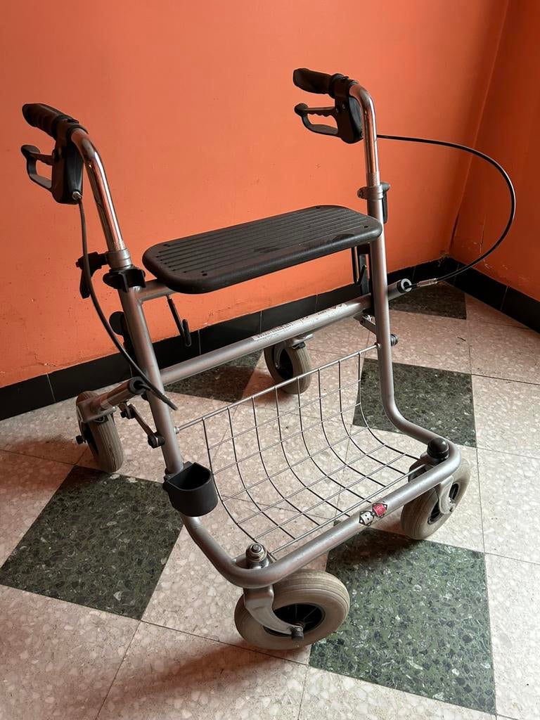 Déambulateur / rollateur, Enlèvement, Utilisé