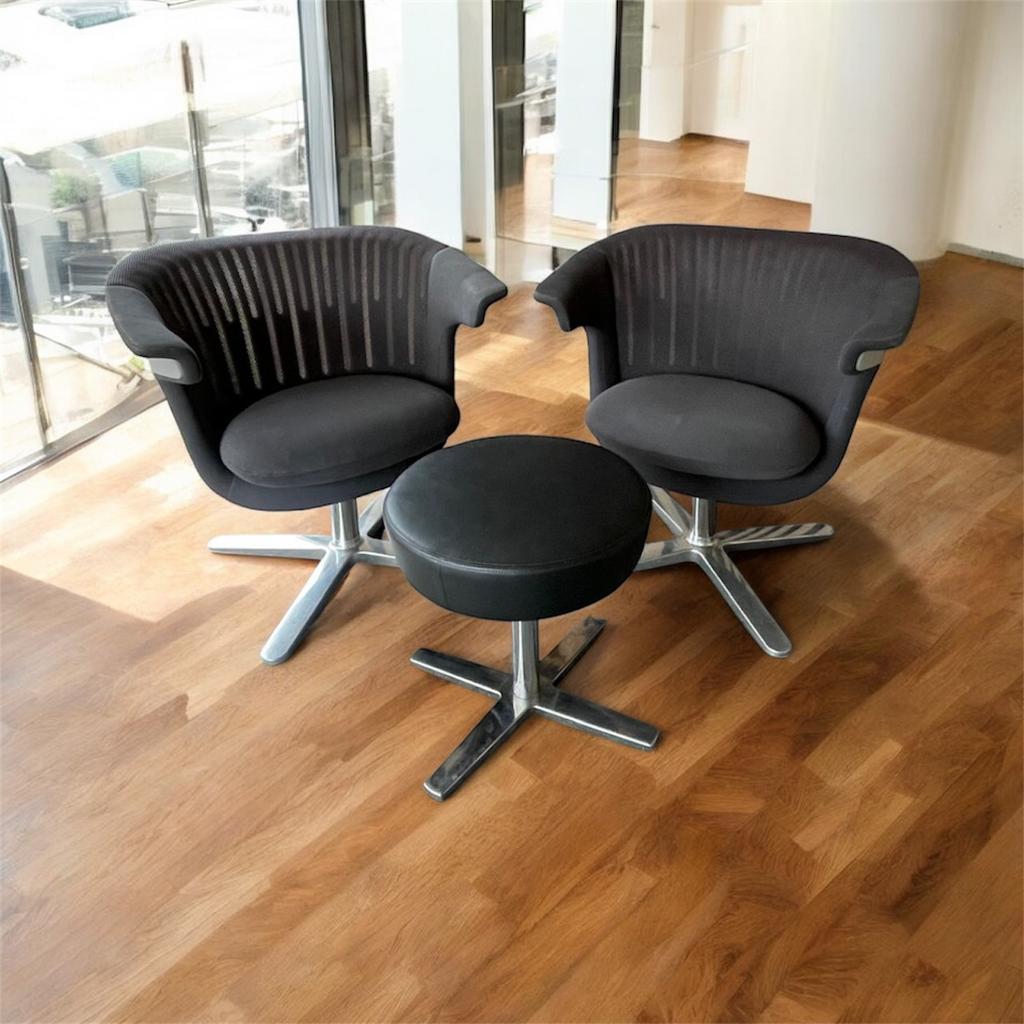 2 x Chaise STEELCASE i2i avec tabouret design assorti, Enlèvement