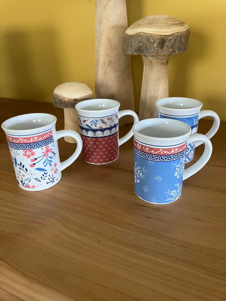 Set van 4 mokken Royal Boch, Ophalen of Verzenden, Nieuw