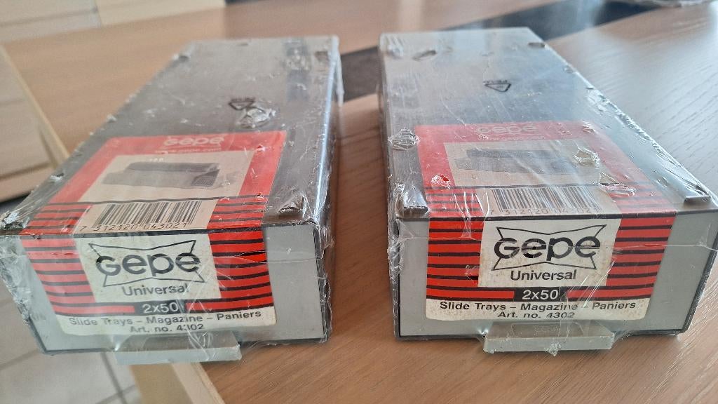 stapelbox  en dia ramen, Ophalen, Nieuw