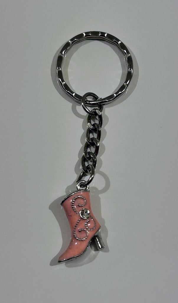 Zilverkleurige sleutelhanger met roze laars, Enlèvement ou Envoi, Neuf, Autres types