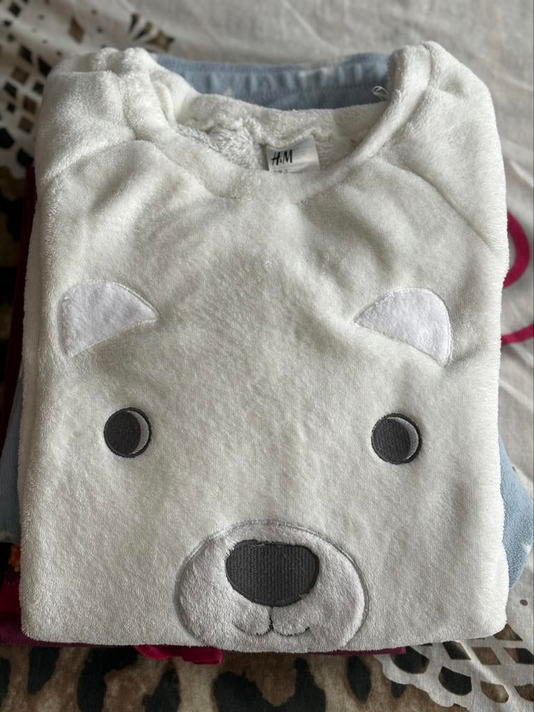 Lot de 7 vêtements de nuit et pyjamas., Enlèvement, Porté, Taille 38/40 (M)