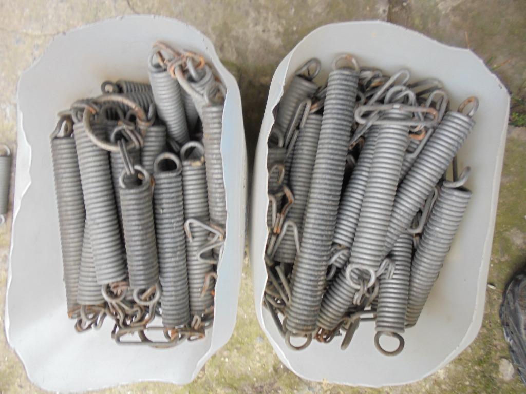 lot metalen veren, Doe-het-zelf en Bouw, Metalen, Ophalen, Zo goed als nieuw, IJzer