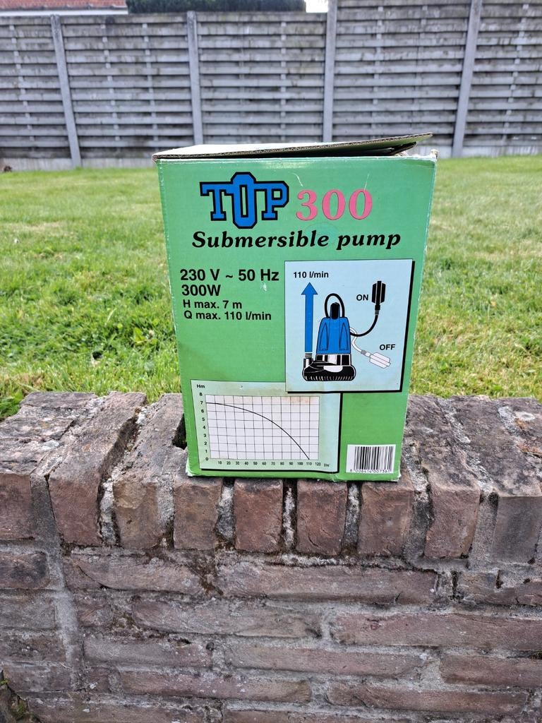 Dompelpomp merk Top 300., Tuin en Terras, Bewateringscomputers, Ophalen