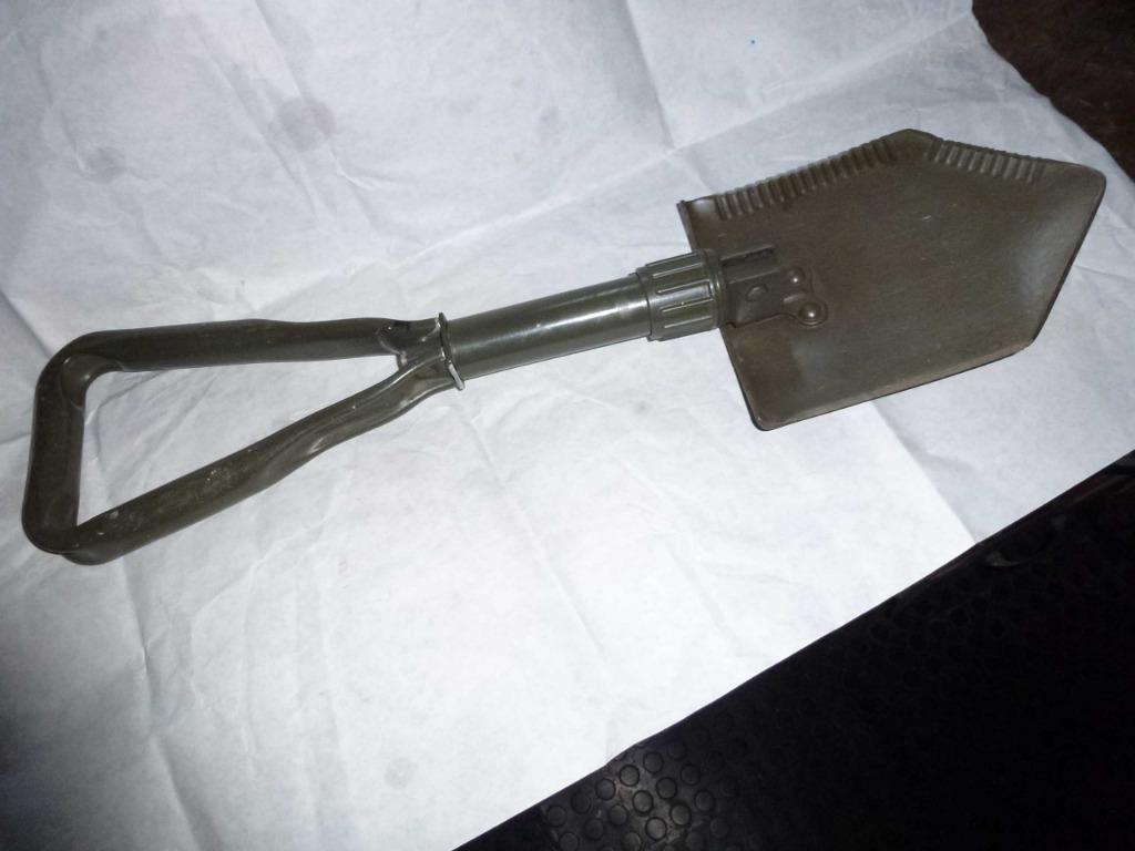 pelle type "militaire" ABL  manche repliable excellent état, Enlèvement ou Envoi, Armée de terre, Autres types
