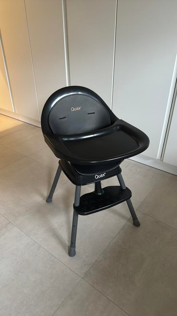 Kinderstoel Quax, Kinderen en Baby's, Kinderstoelen, Ophalen, Zo goed als nieuw, Meegroeistoel, Afneembaar eetblad