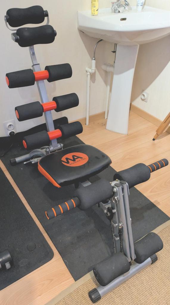 Appareil d'entraînement fitness WA Wonder ABS, Sports & Fitness, Équipement de fitness, Enlèvement, Comme neuf, Jambes, Banc d'exercice