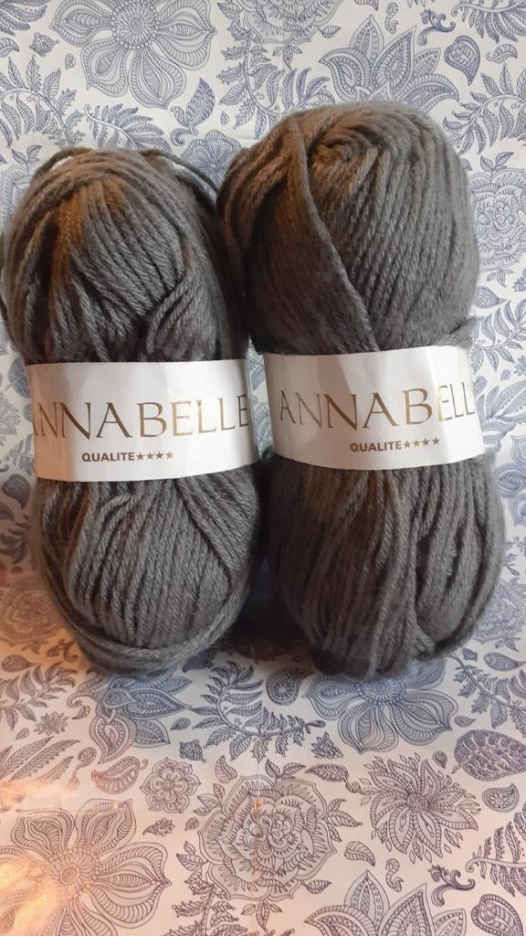 2 pelotes de laine grise de 50gr, Enlèvement ou Envoi, Neuf, Aiguille