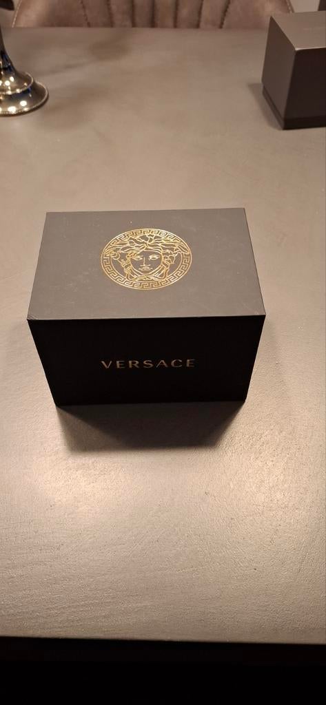 Nieuwe versace horloge, Handtassen en Accessoires, Ophalen of Verzenden