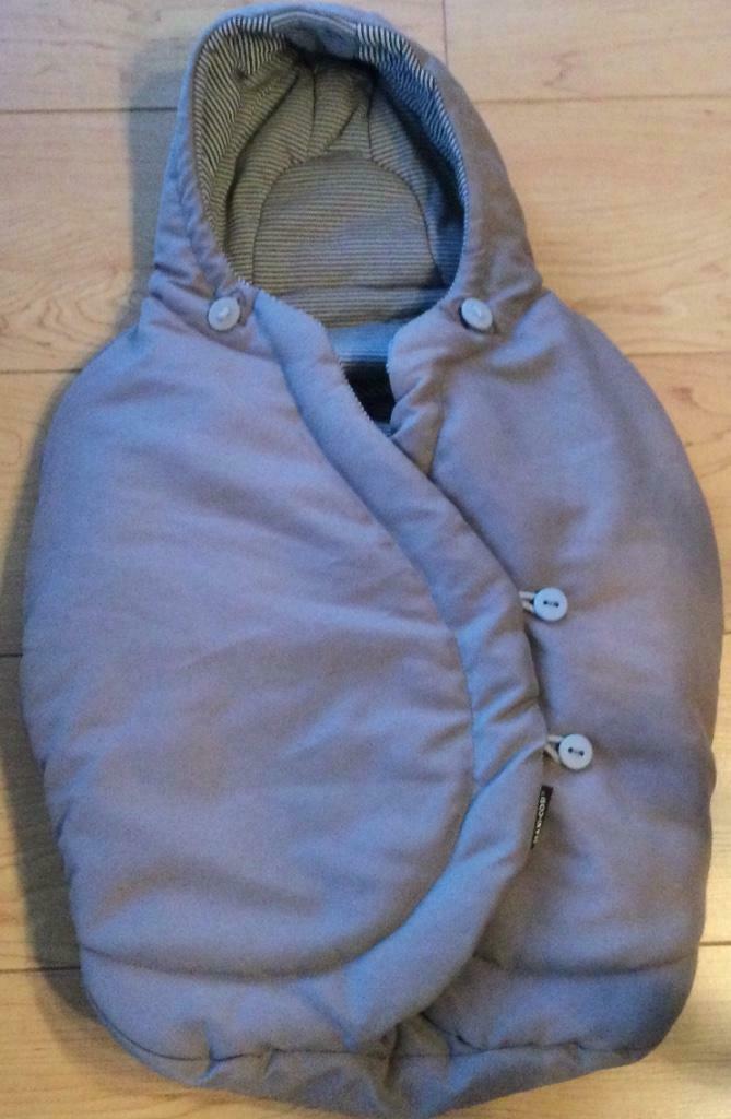 Maxi Cosi Pebble voetenzak (bruin), Kinderen en Baby's, Ophalen of Verzenden, Zo goed als nieuw, Maxi-Cosi