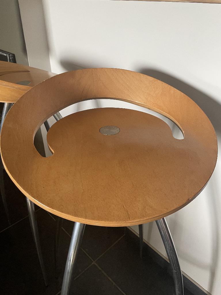 Set van 2 krukken „LYRA” design Italia, 2 krukken, Ophalen, Gebruikt