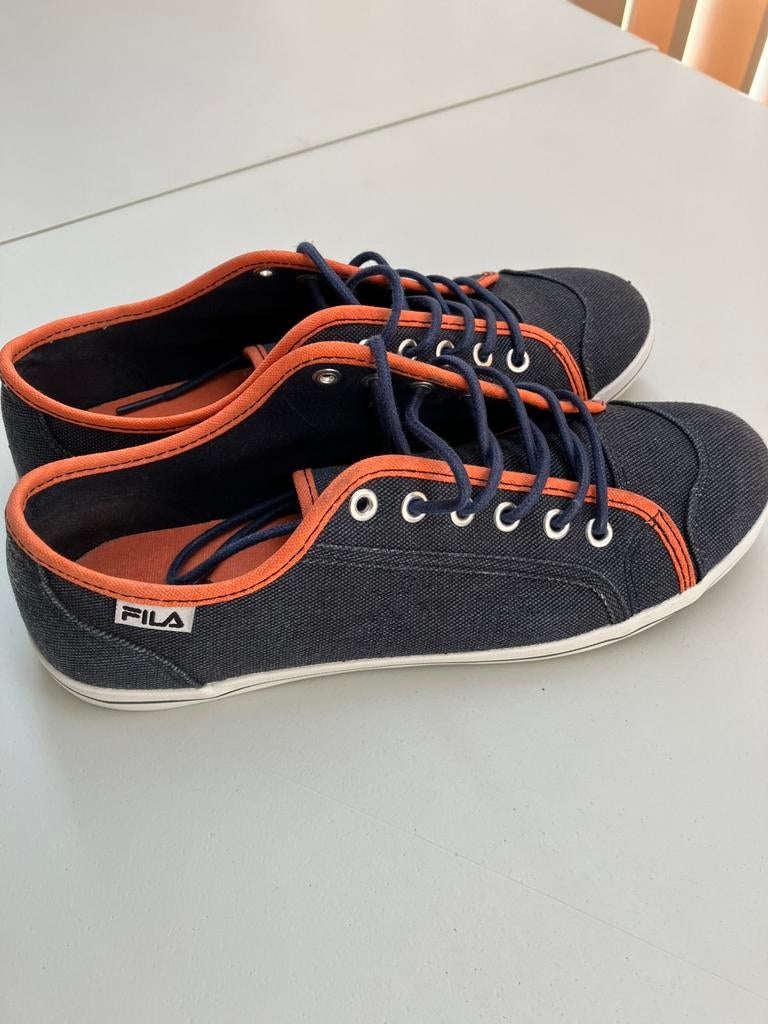 Fila 40, Enlèvement ou Envoi, Comme neuf
